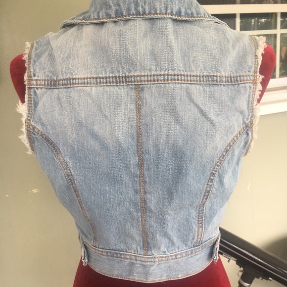 Jean jacket - Picture 3 of 4